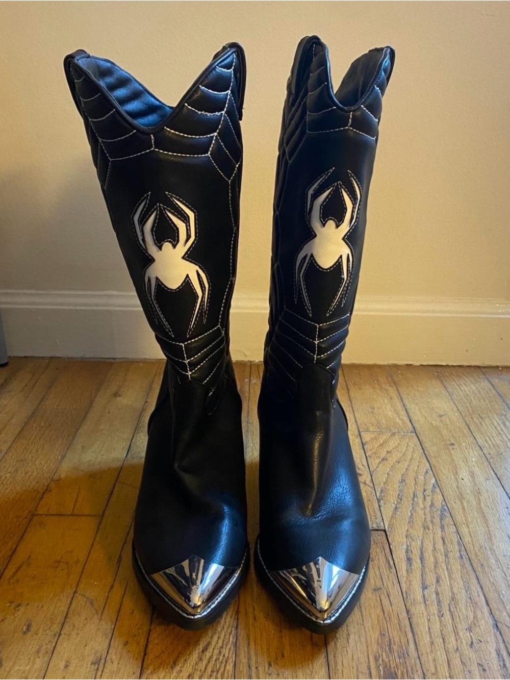 NEW Widow Dollskill spiderweb cowgirl boots 7